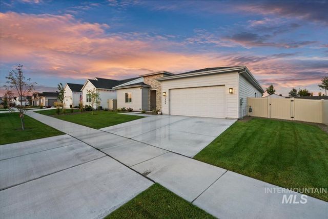 1368 N Leatherwood Ave, Star, ID 83669