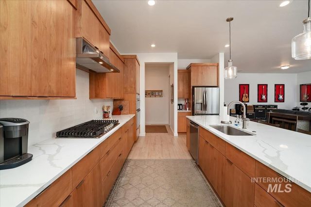 1368 N Leatherwood Ave, Star, ID 83669