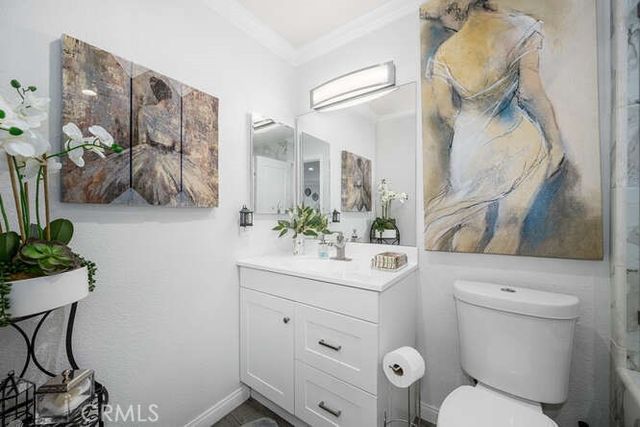 2697 W Parkside Lane, Anaheim, CA 92801