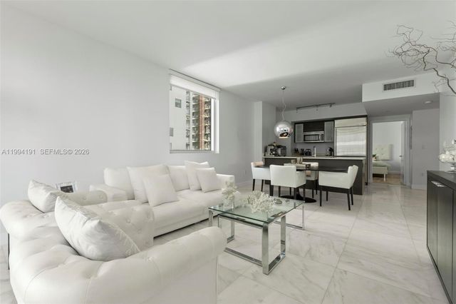 500 Brickell Ave 2510, Miami, FL 33131