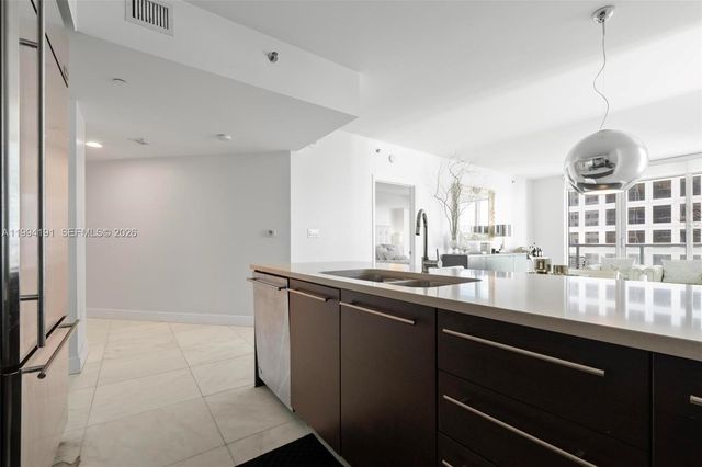 500 Brickell Ave 2510, Miami, FL 33131