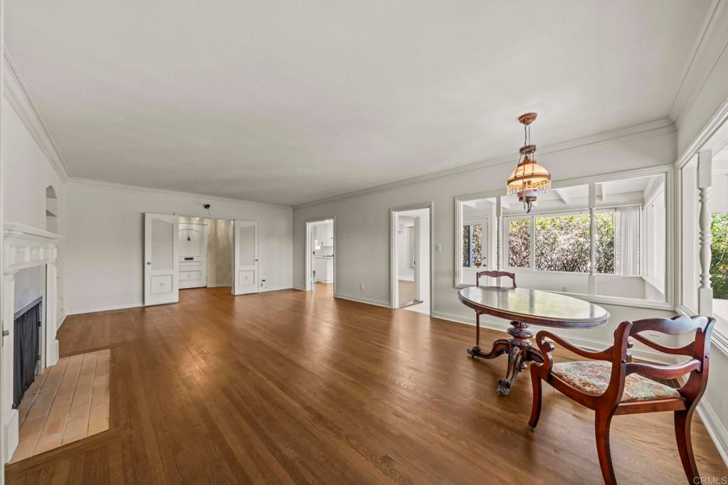 Image 11 of property listing at 4811 E Alder Drive, San Diego, CA 92116