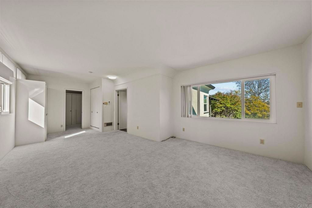 Image 24 of property listing at 4811 E Alder Drive, San Diego, CA 92116