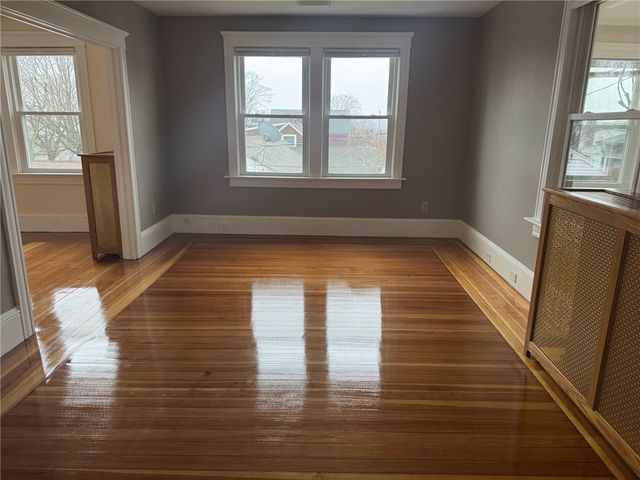 15 Freeborn Street 2, Newport, RI 02840