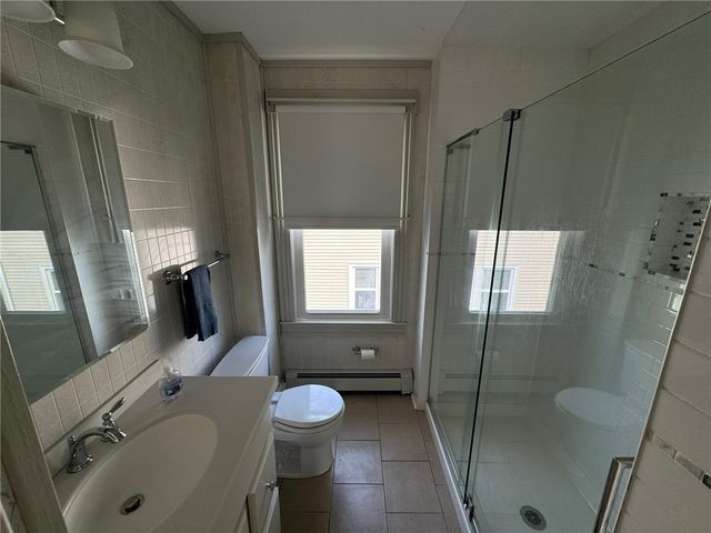 15 Freeborn Street 2, Newport, RI 02840