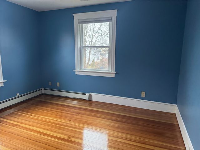 15 Freeborn Street 2, Newport, RI 02840