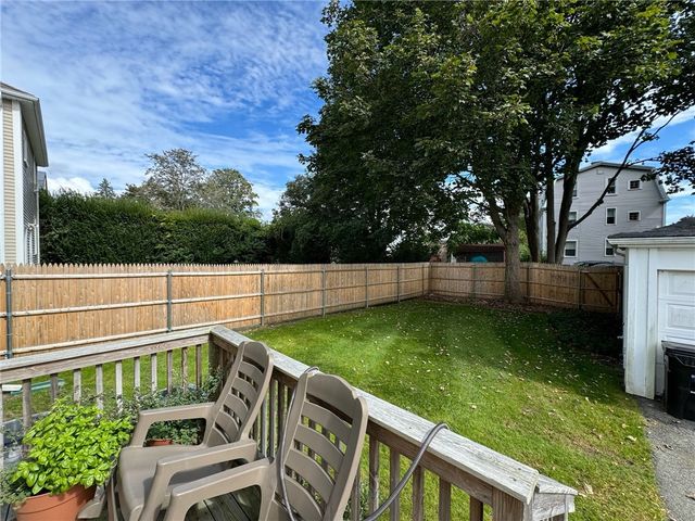 15 Freeborn Street 2, Newport, RI 02840