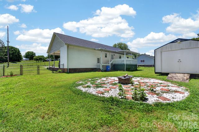 127 Old Airport Road 4, Concord, NC 28025