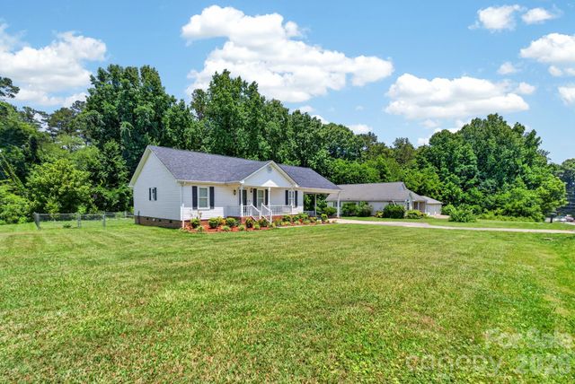127 Old Airport Road 4, Concord, NC 28025