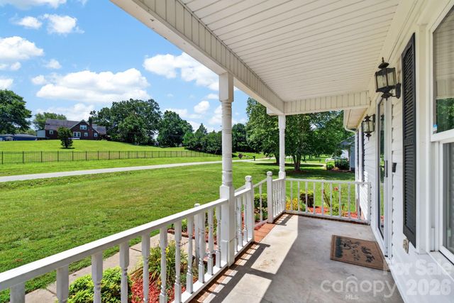 127 Old Airport Road 4, Concord, NC 28025
