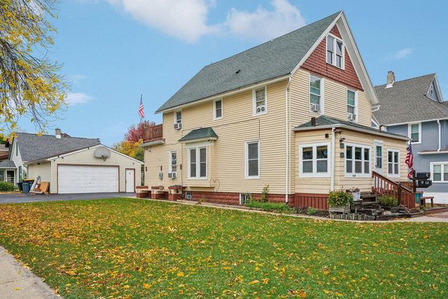 1489 S 84th STREET #91, West Allis, WI 53214