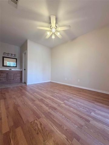 12166 Metric BLVD 142-Bldg 12, Austin, TX 78758