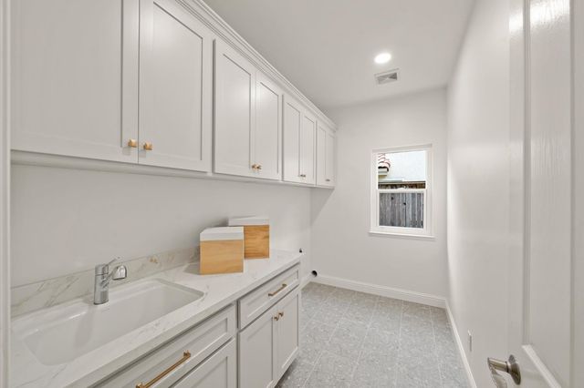 2061 Hardwick Way, Granite Bay, CA 95746