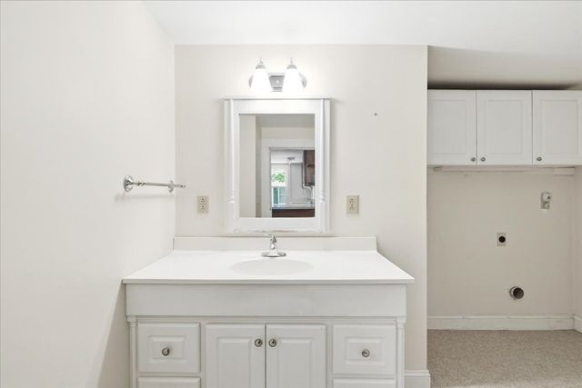 194-196 Hersey St, Hingham, MA 02043