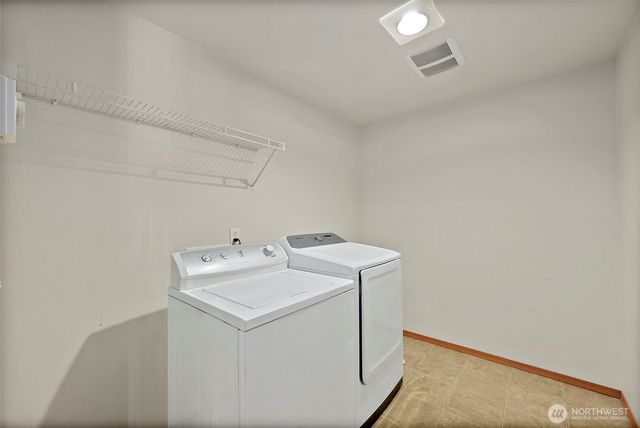 8816 324th St E, Eatonville, WA 98328