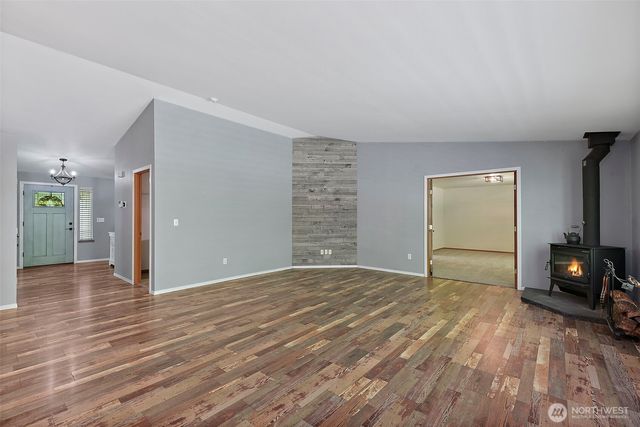 8816 324th St E, Eatonville, WA 98328