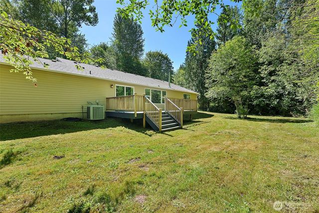 8816 324th St E, Eatonville, WA 98328