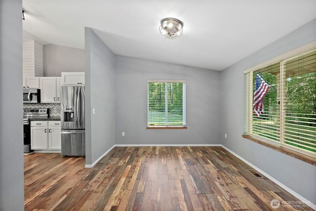 8816 324th St E, Eatonville, WA 98328