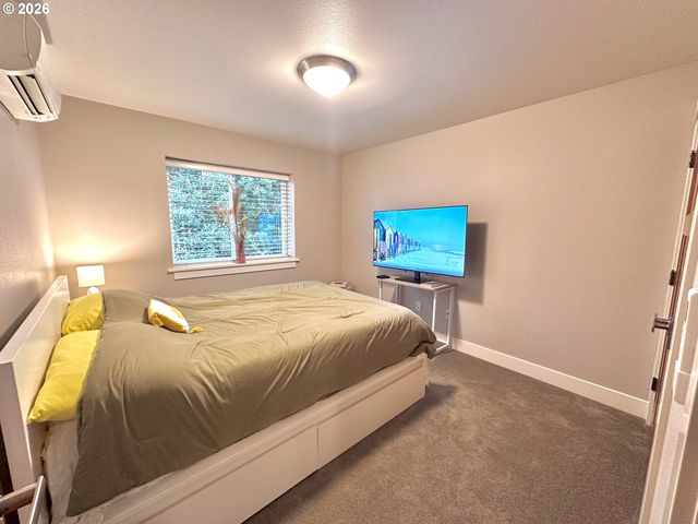 1196 SOUTHRIDGE Way, Roseburg, OR 97470