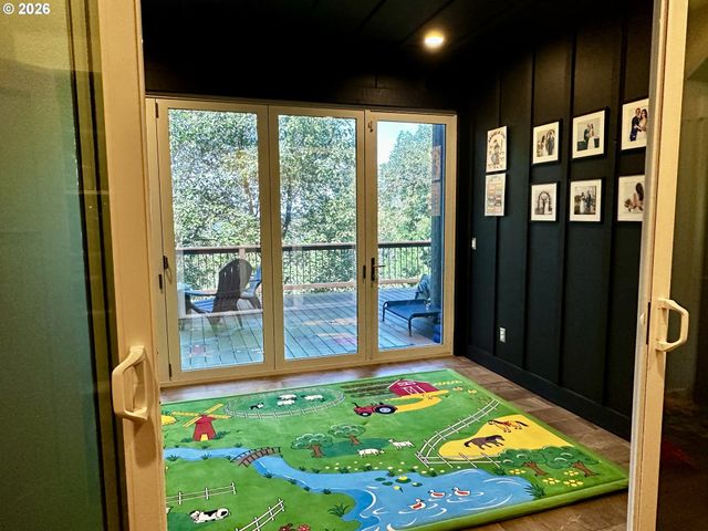 1196 SOUTHRIDGE Way, Roseburg, OR 97470