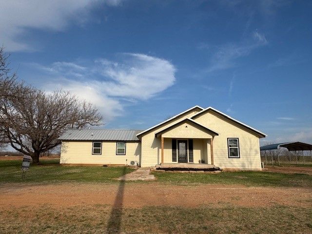 213 County Road 102, Roby, TX 79543