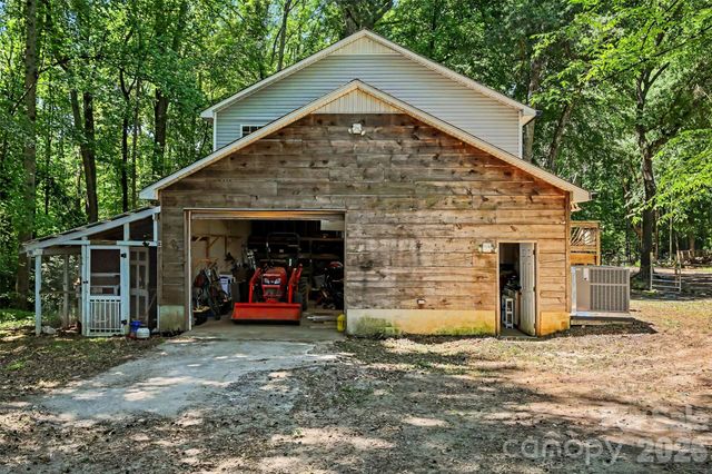 205 Dornoch Drive, Weddington, NC 28104