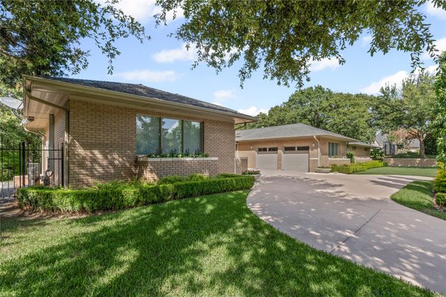 1221 Wyndham Hill Lane, Southlake, TX 76092