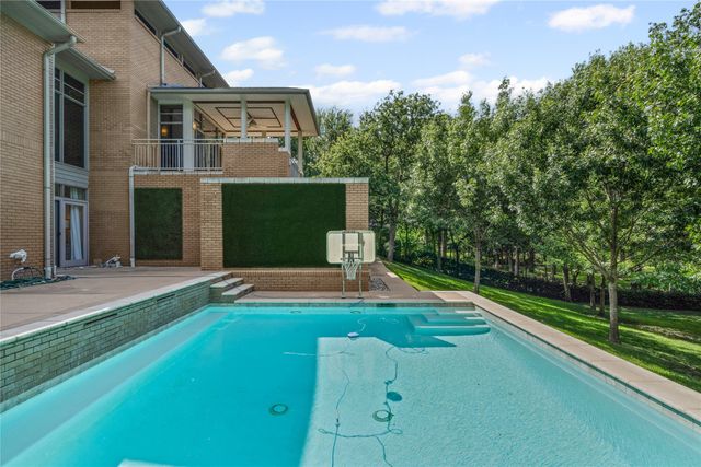 1221 Wyndham Hill Lane, Southlake, TX 76092