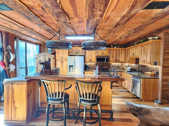 216 CR 3496, Hawkins, TX 75765