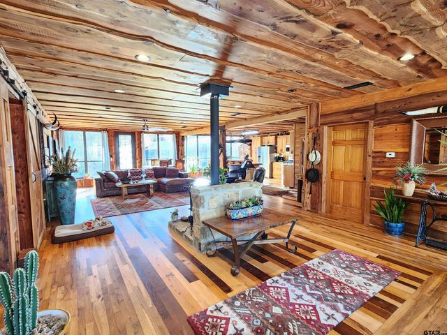 216 CR 3496, Hawkins, TX 75765