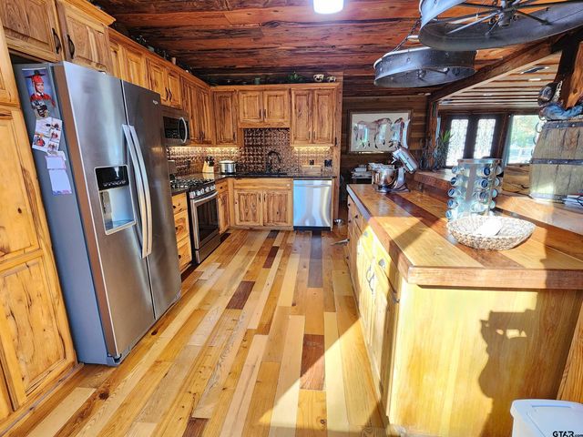 216 CR 3496, Hawkins, TX 75765