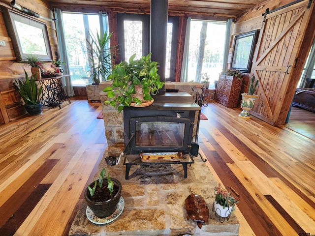 216 CR 3496, Hawkins, TX 75765