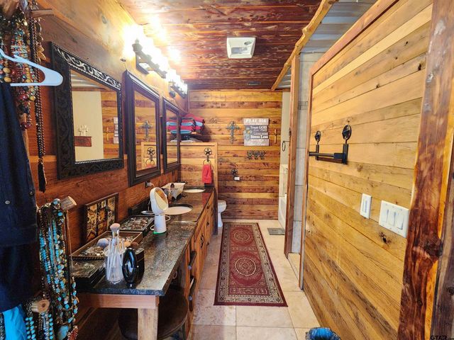 216 CR 3496, Hawkins, TX 75765