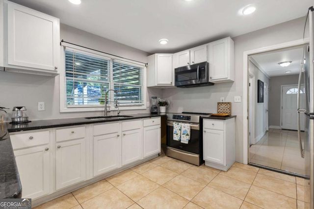 154 Dollar Mill Road SW, Atlanta, GA 30331