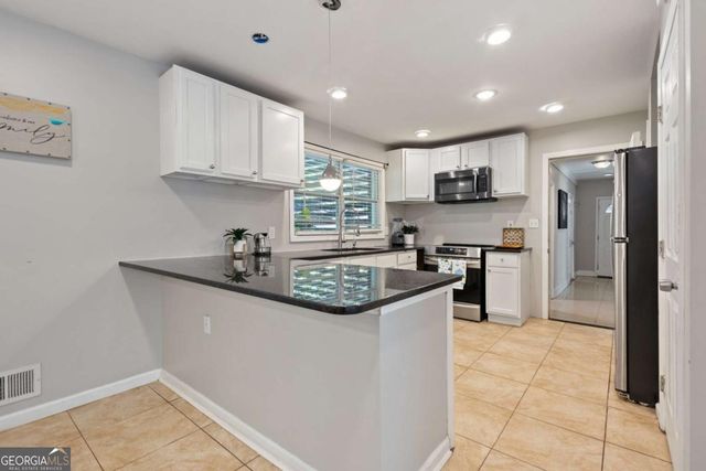 154 Dollar Mill Road SW, Atlanta, GA 30331