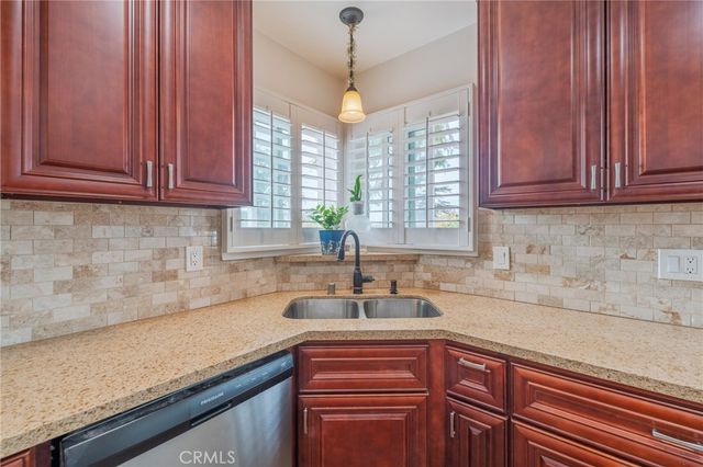 2530 Van Wick Street, Inglewood, CA 90303