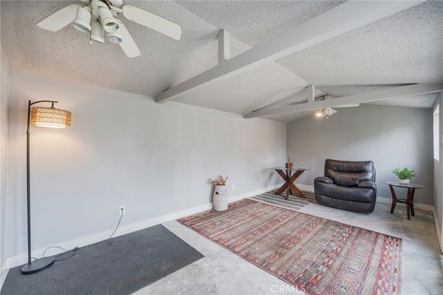 2530 Van Wick Street, Inglewood, CA 90303