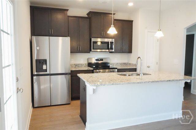 25 Sago Palm Way, Bloomingdale, GA 31302