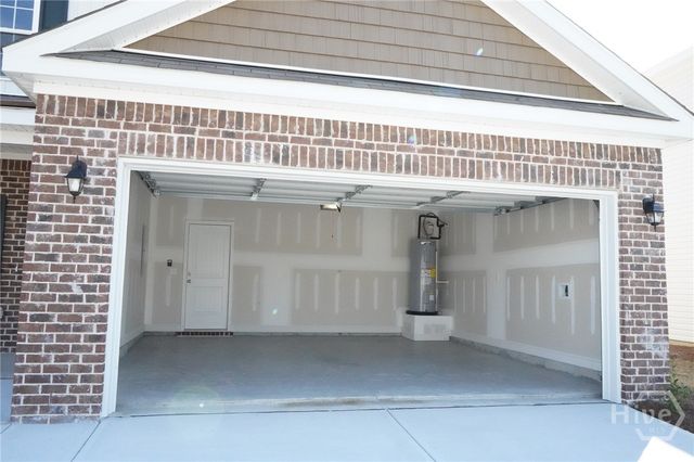 25 Sago Palm Way, Bloomingdale, GA 31302