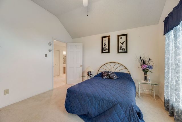2114 Greenstone Trail, Carrollton, TX 75010