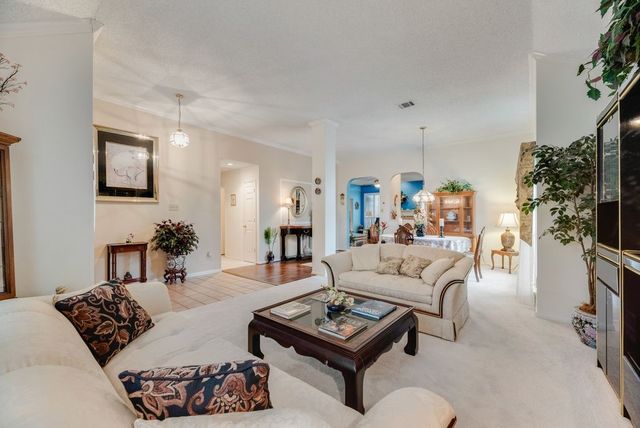 2114 Greenstone Trail, Carrollton, TX 75010
