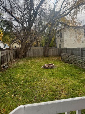 1450 1st Avenue S, Fargo, ND 58103