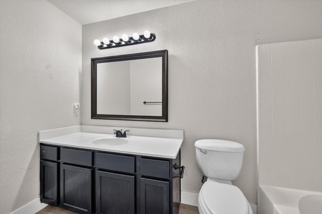 716 River Hill Lane, Fort Worth, TX 76114