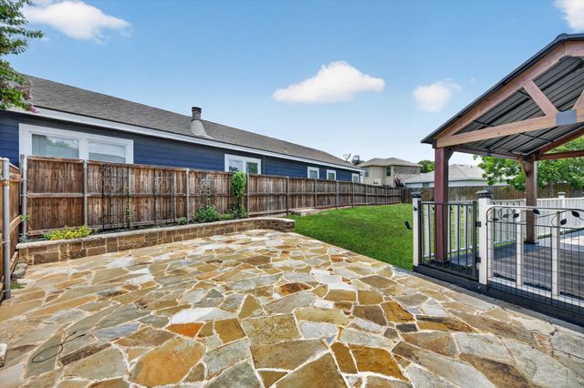 716 River Hill Lane, Fort Worth, TX 76114