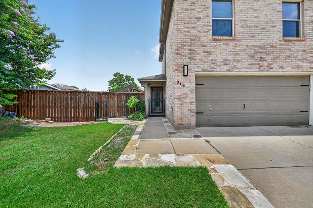 716 River Hill Lane, Fort Worth, TX 76114