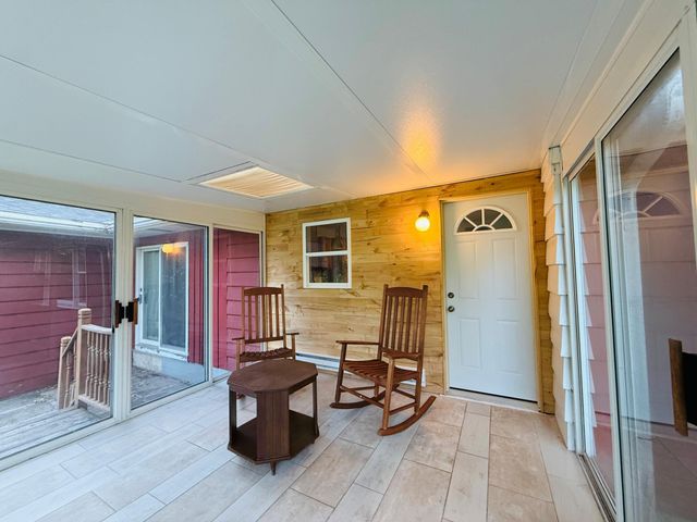 8431 Palm Street NW, Coon Rapids, MN 55433