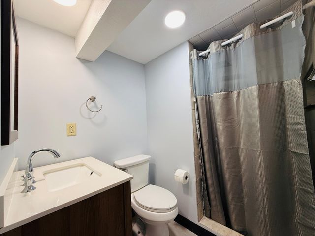 8431 Palm Street NW, Coon Rapids, MN 55433
