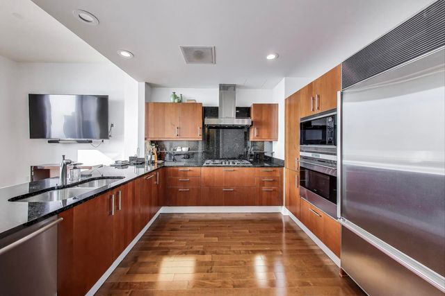 401 N WABASH Avenue 40C, Chicago, IL 60611