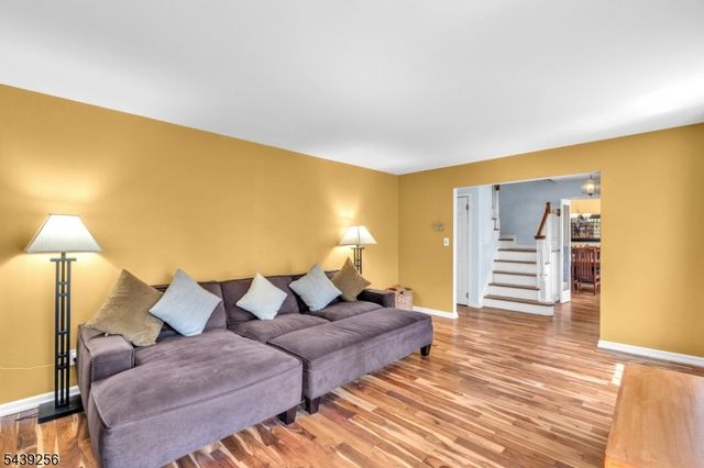 283 Floral Dr, Bridgewater Twp., NJ 08807