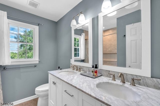 283 Floral Dr, Bridgewater Twp., NJ 08807
